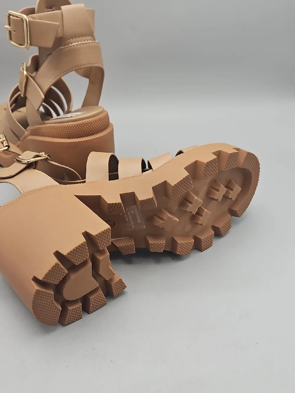 Steve Madden Cosmic tan platform sandals Women 9.5 Wedge